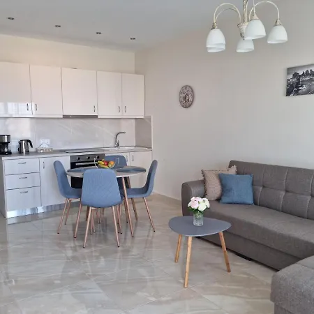 Ma Maison Bleue