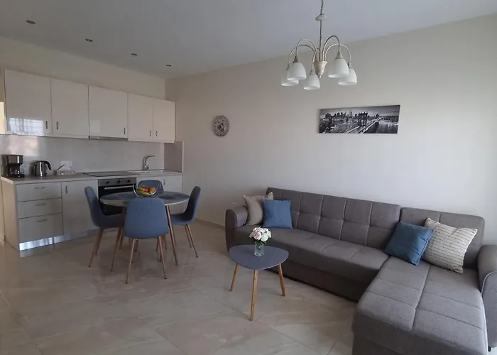 Ma Maison Bleue * Kremastí