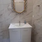 Ma Maison Bleue
