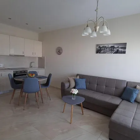 Ma Maison Bleue * Kremastí